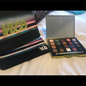 Urban Decay Vice Palette